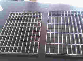 热镀锌钢格栅板图片2