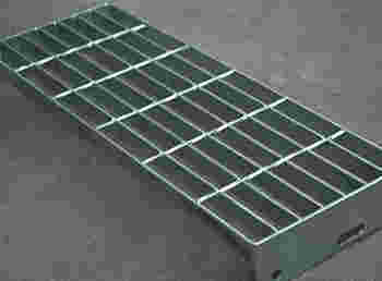 镀锌踏步板图片4