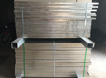 1477538417938566.jpg 不锈钢钢格板2.jpg