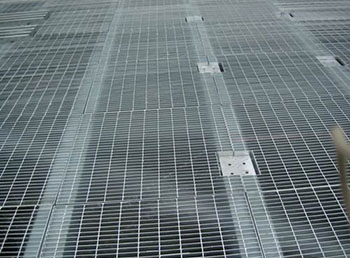 1487126492114541.jpg 平台钢格栅板2.jpg