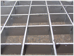 1488334838665658.jpg 钢格板3.jpg