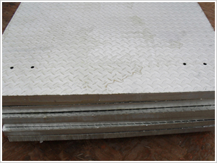 1488509613964256.jpg 复合钢格板3.jpg