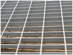 1488509802935166.jpg 镀锌钢格板3.jpg