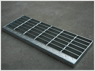 钢梯踏步板 钢梯踏步板