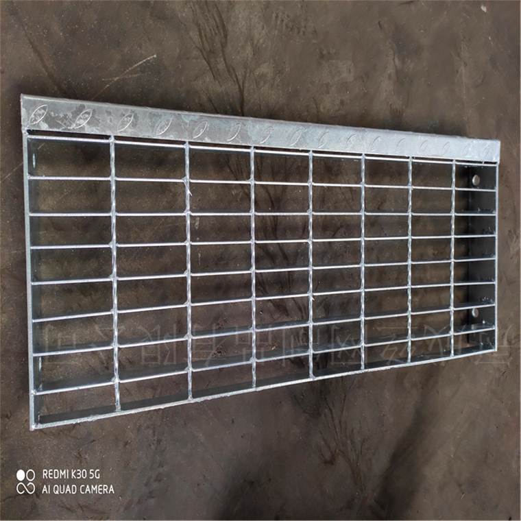 格栅踏步板 格栅踏步板