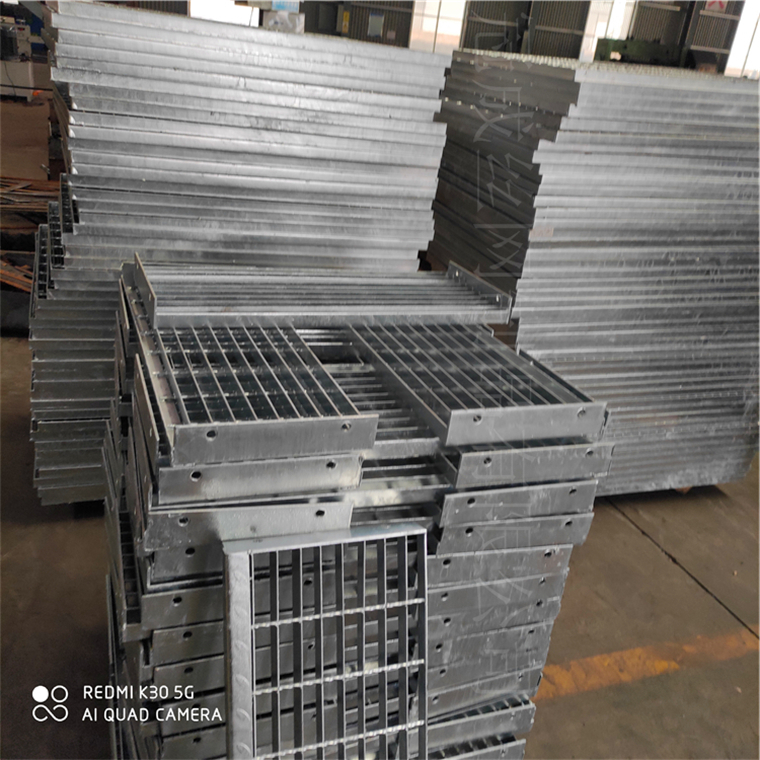 镀锌格栅踏步