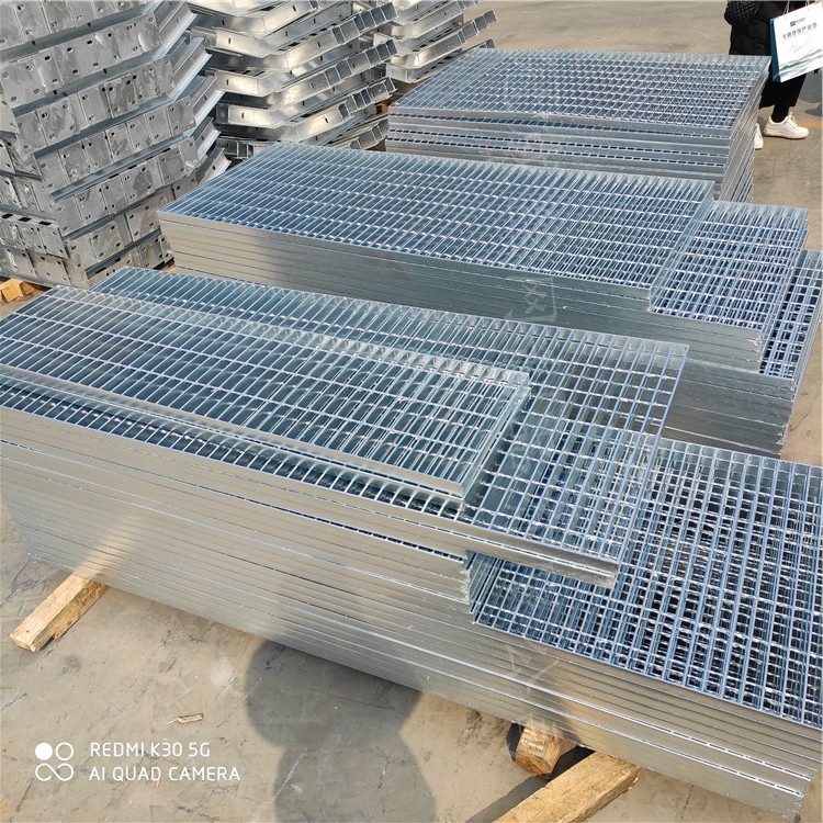 电镀锌钢格板