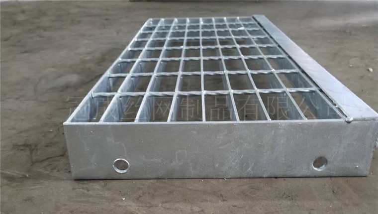 楼梯钢格板