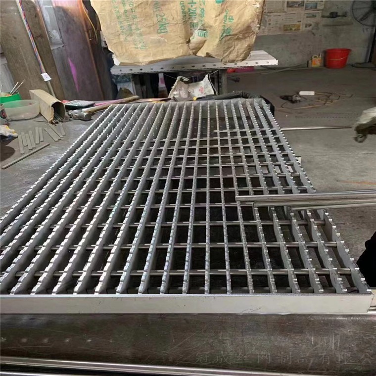 防滑地格栅