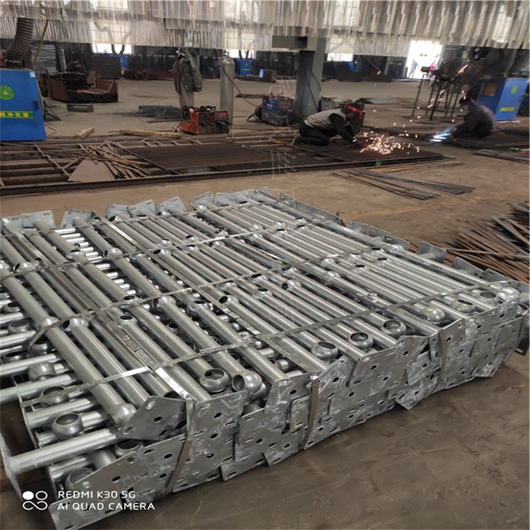 热浸锌球接栏杆